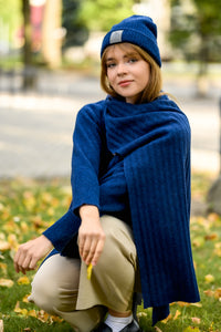 Dark blue merino and cashmere wool scarf