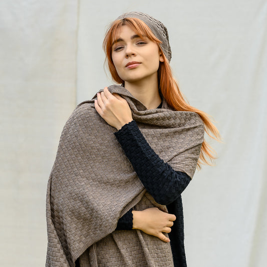Unisex merino wool scarf