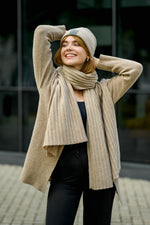 Load image into Gallery viewer, Beige merino wool and cashmere scarf
