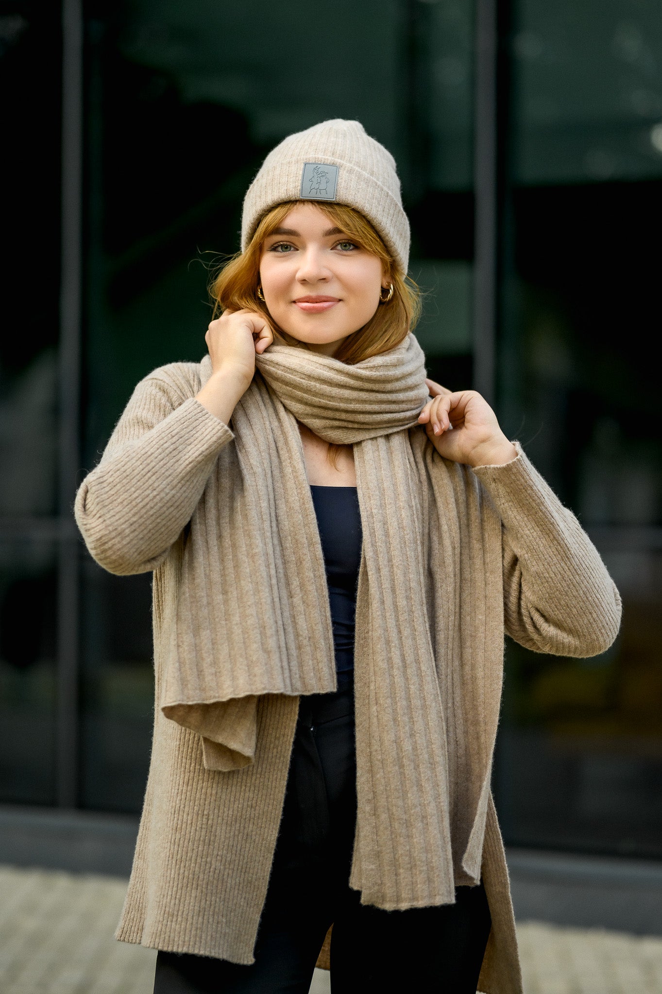 Beige merino wool and cashmere scarf